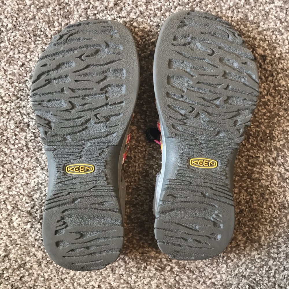 Keen Newport Multicolor Outdoor Sandals - Picture 7 of 8